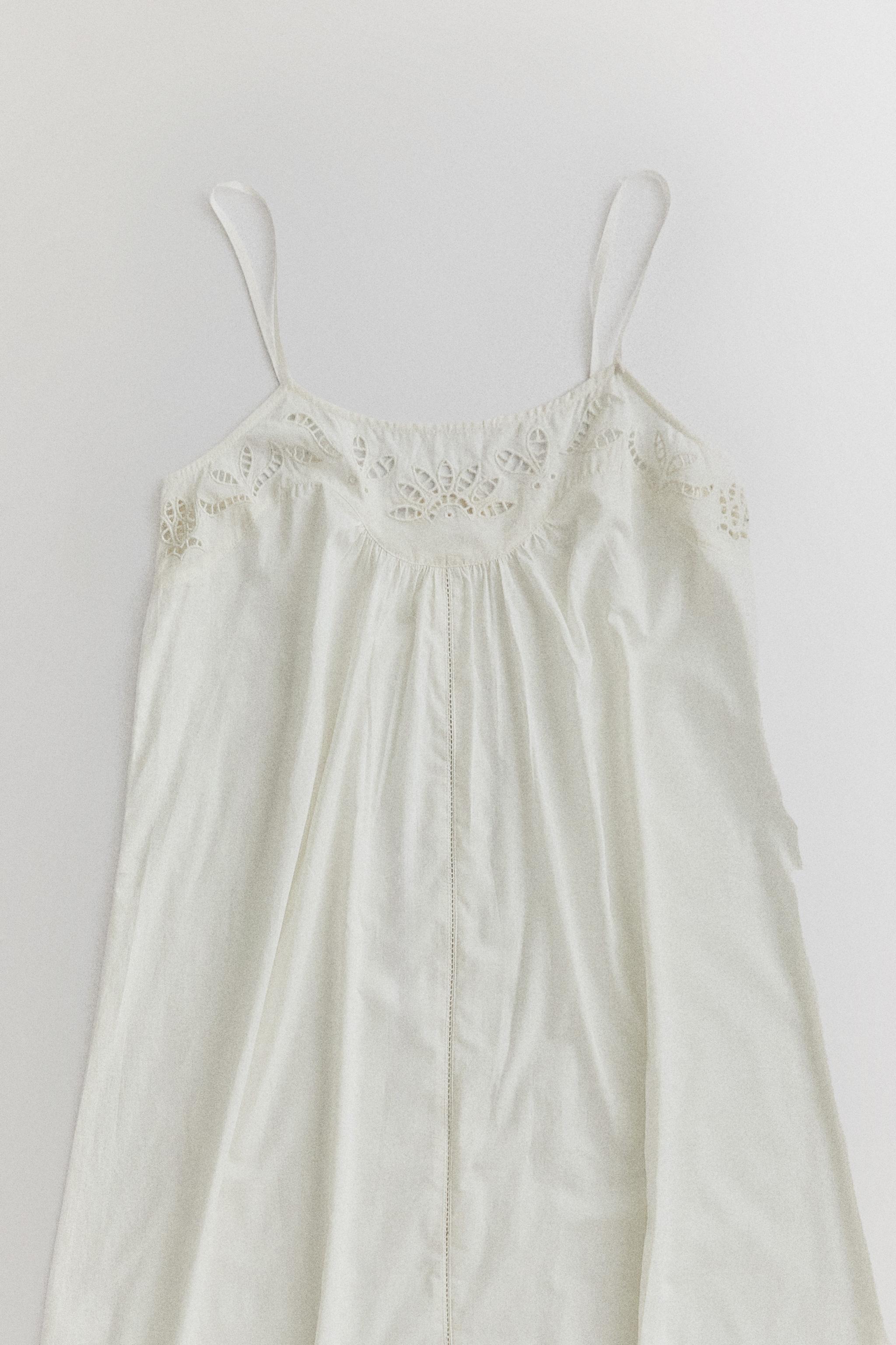 CHEMISE DE NUIT COTON BRODÉ